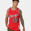 Mitchell & Ness Chicago Bulls Scott Pippen #33 '03-'04 Home Swingman Jersey Red
