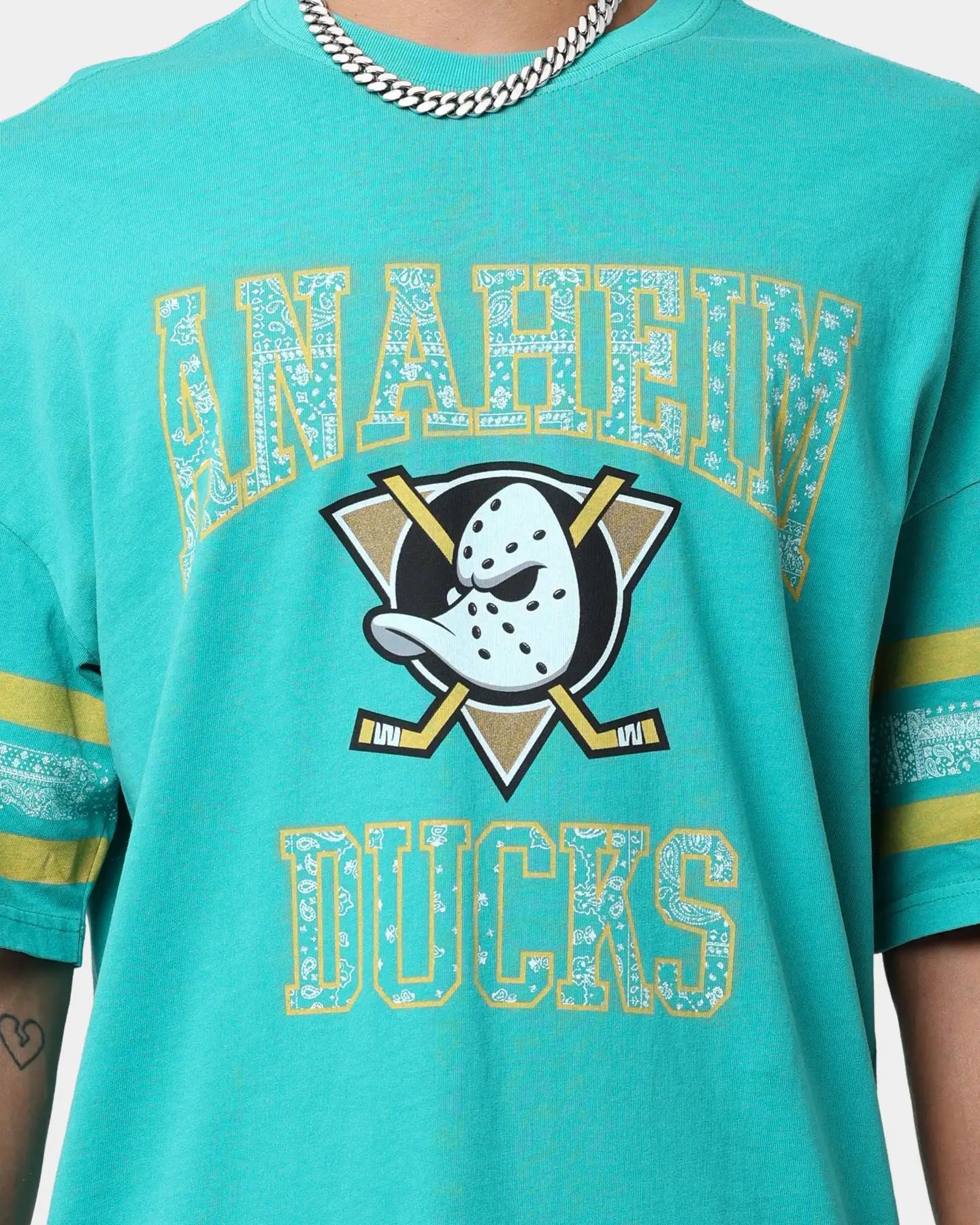 Majestic Athletic Anaheim Ducks Paisley Stripe Vintage T-Shirt Faded Teal - Image 3