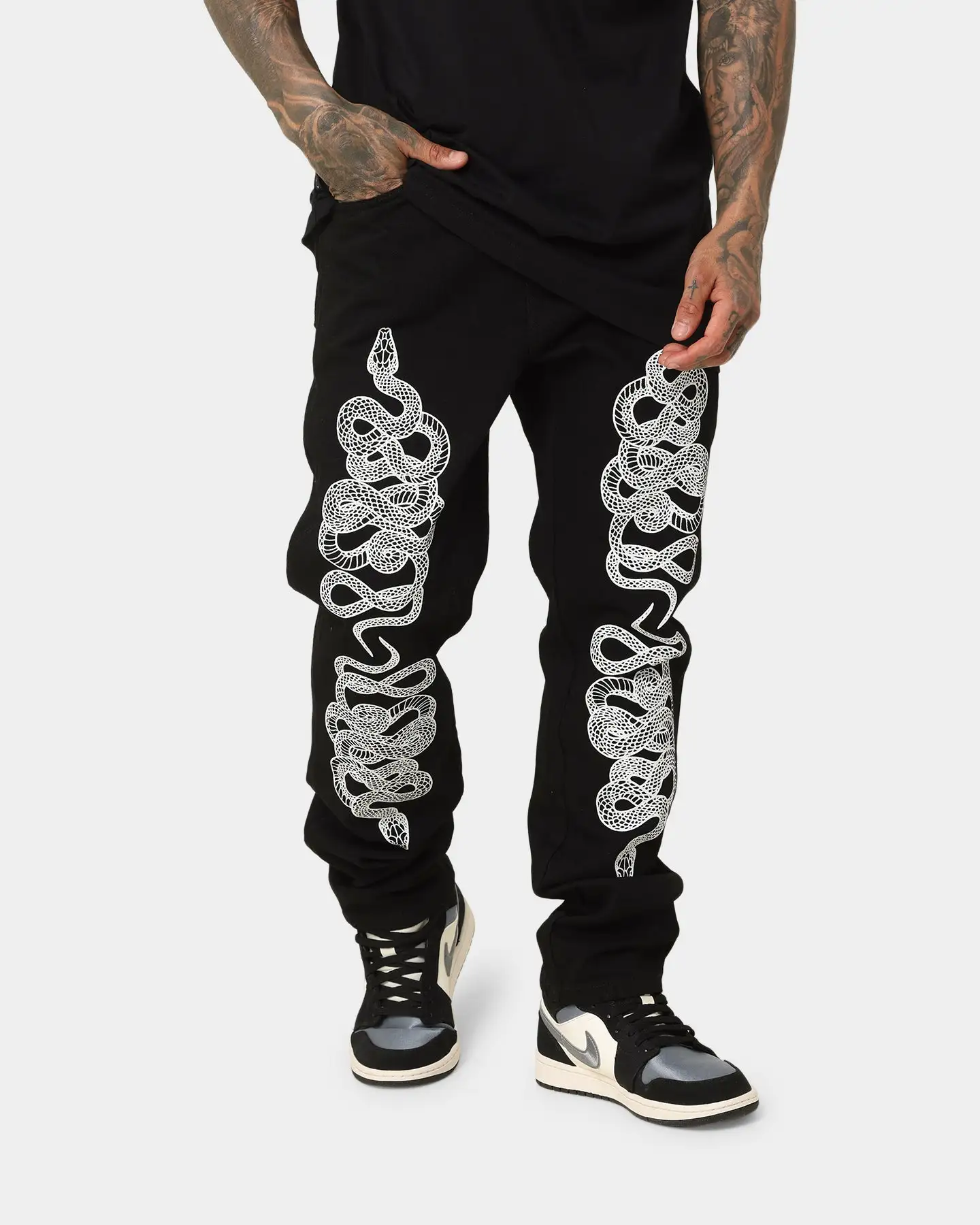 Saint Morta Death Adder Relaxed Jeans Black - Image 3