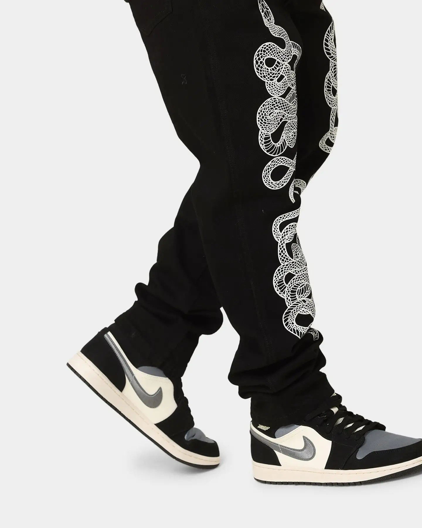 Saint Morta Death Adder Relaxed Jeans Black - Image 6