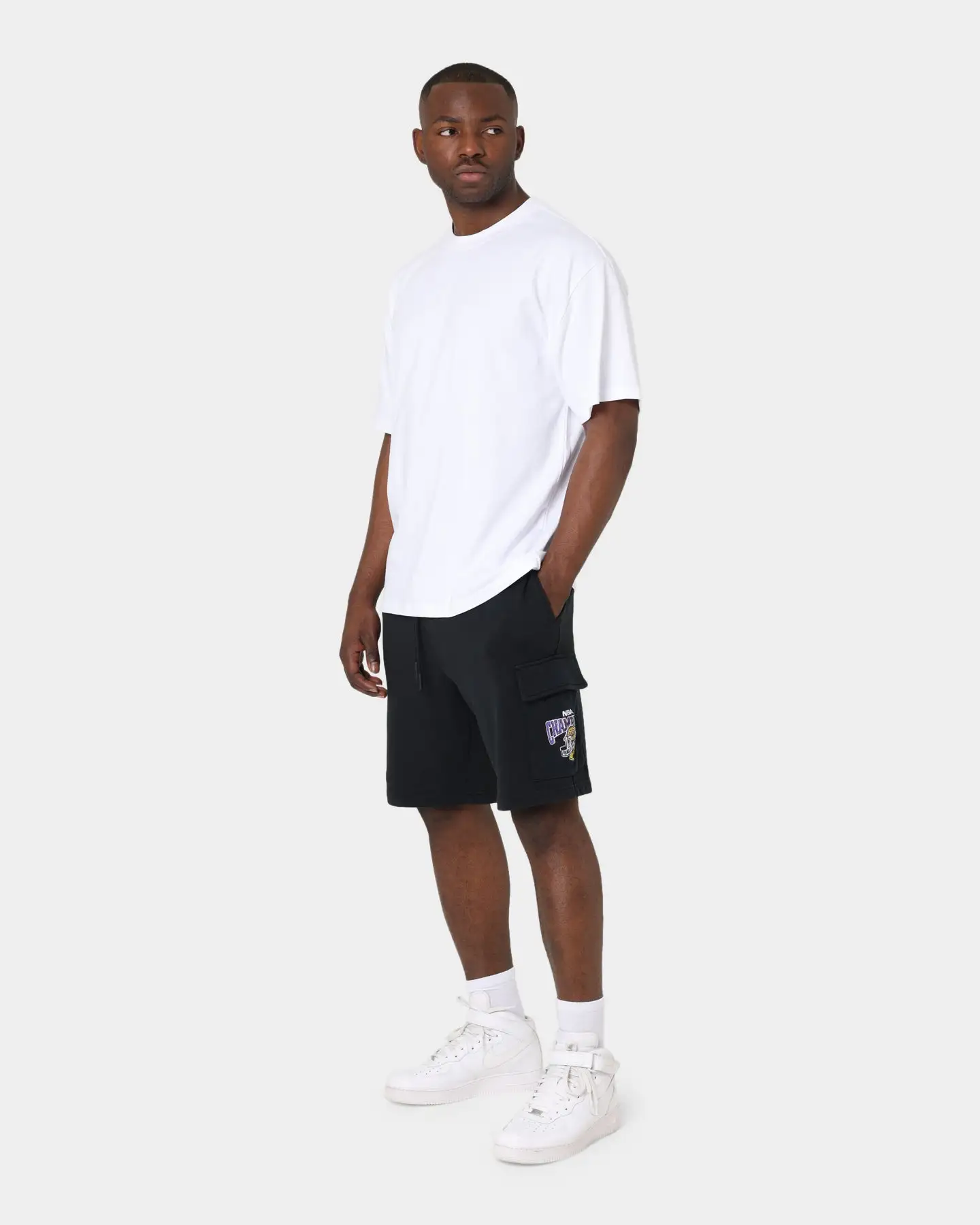 Mitchell & Ness Los Angeles Lakers Cargo Shorts Black - Image 2