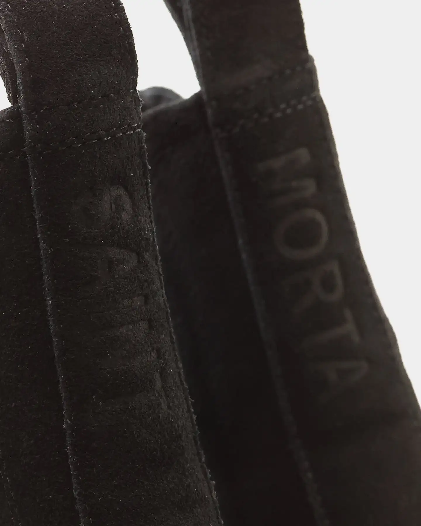 Saint Morta Crepe Chelsea Boot Black/Gum - Image 4