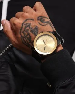 Nixon Corporal SS Black/Gold