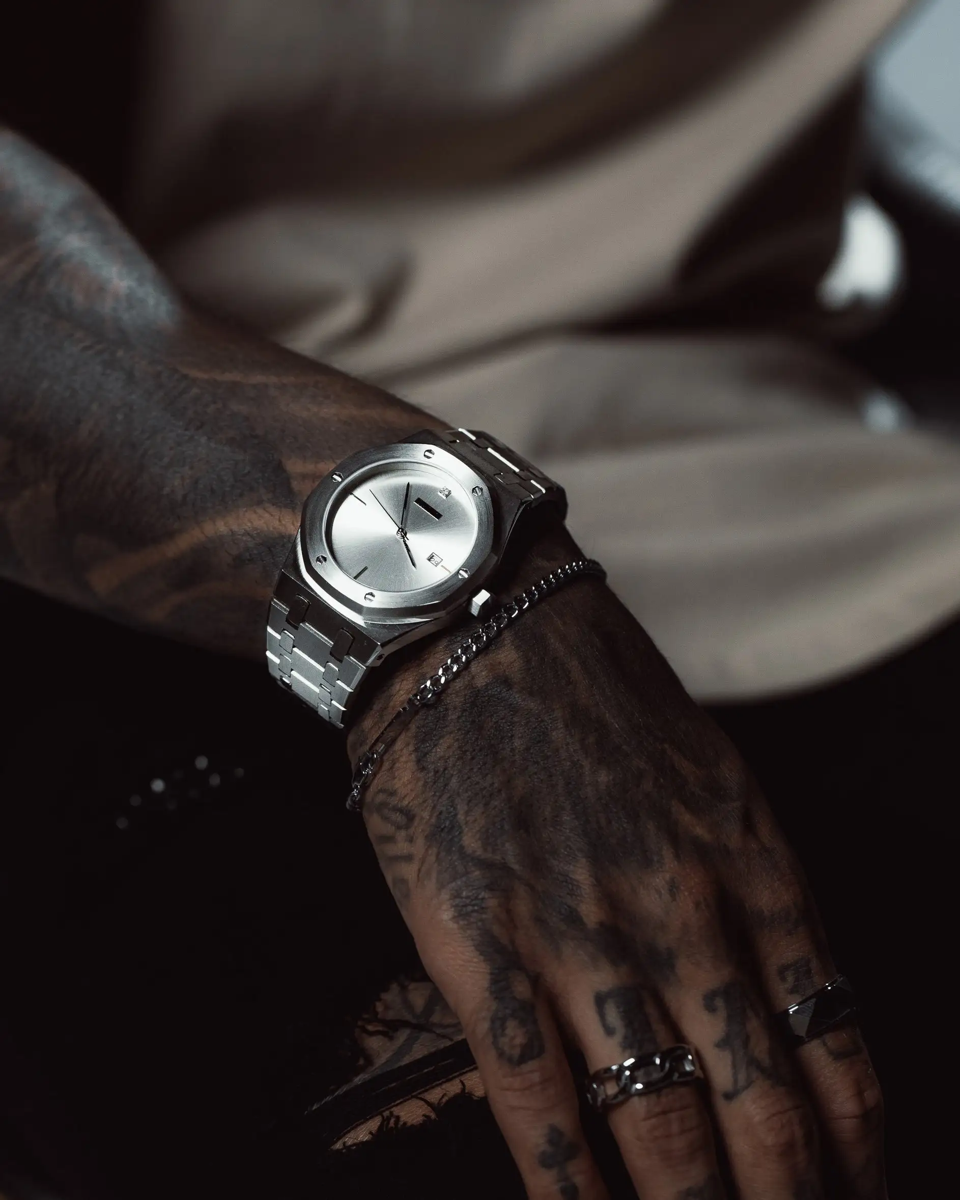 Saint Morta Diamond Medio Watch Silver/Diamond - Image 6