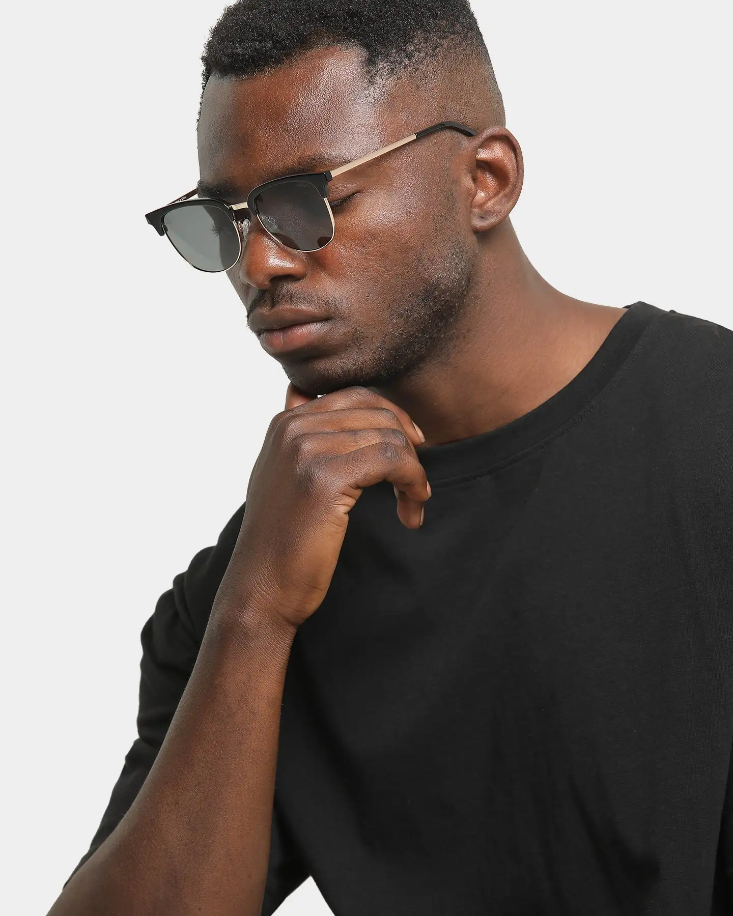 NUQE Men's Roam Sunglasses Black/Gold