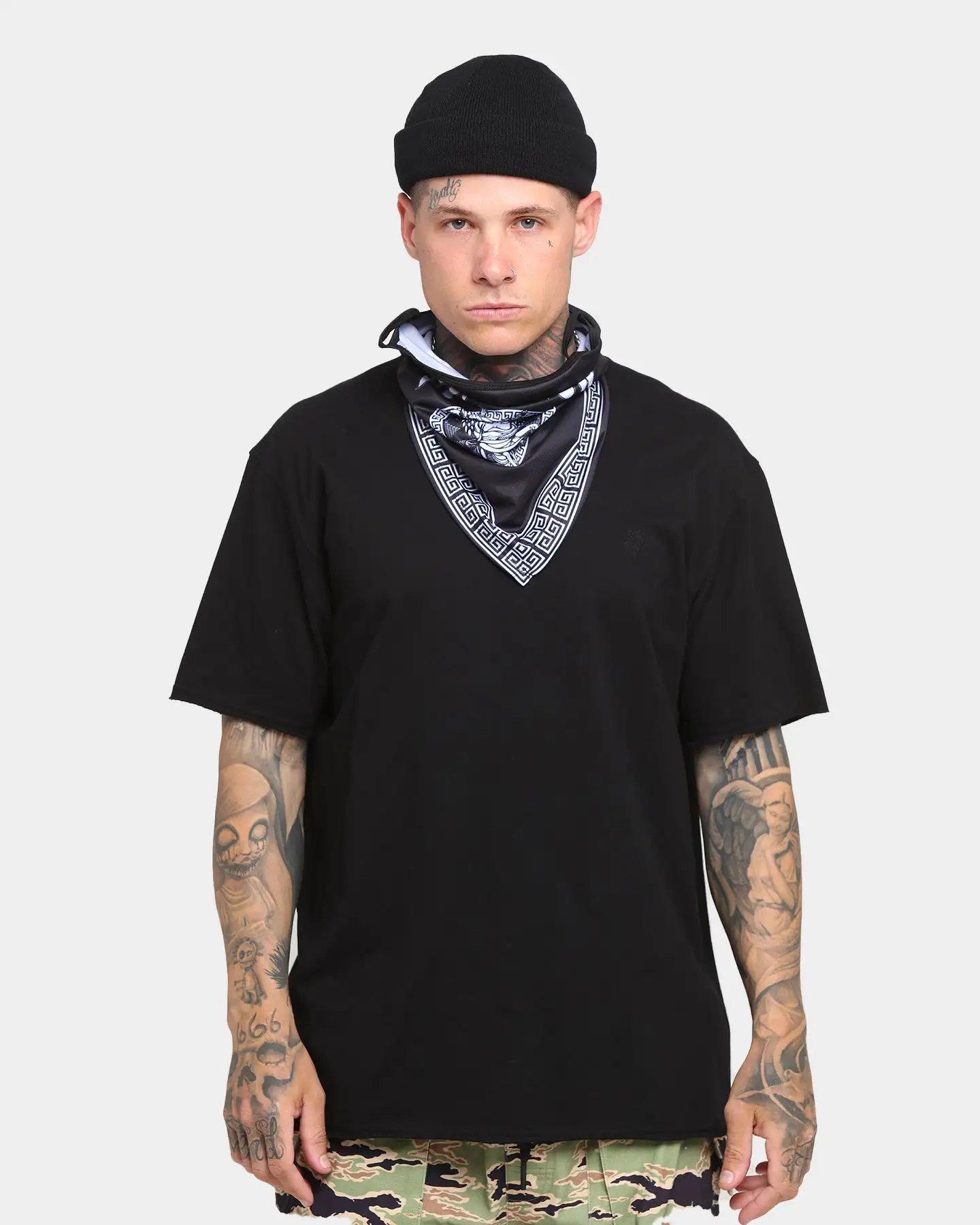 Crooks And Castles Crooks & Castles Greco Medusa Bandana Mask Black - Image 9