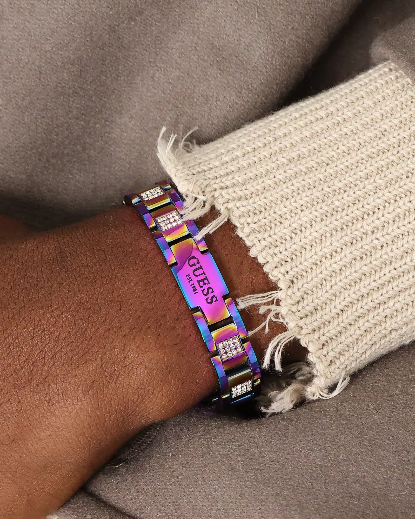 Guess Mainline 12mm Iridescent Frontier Bracelet Iridescent - Image 2