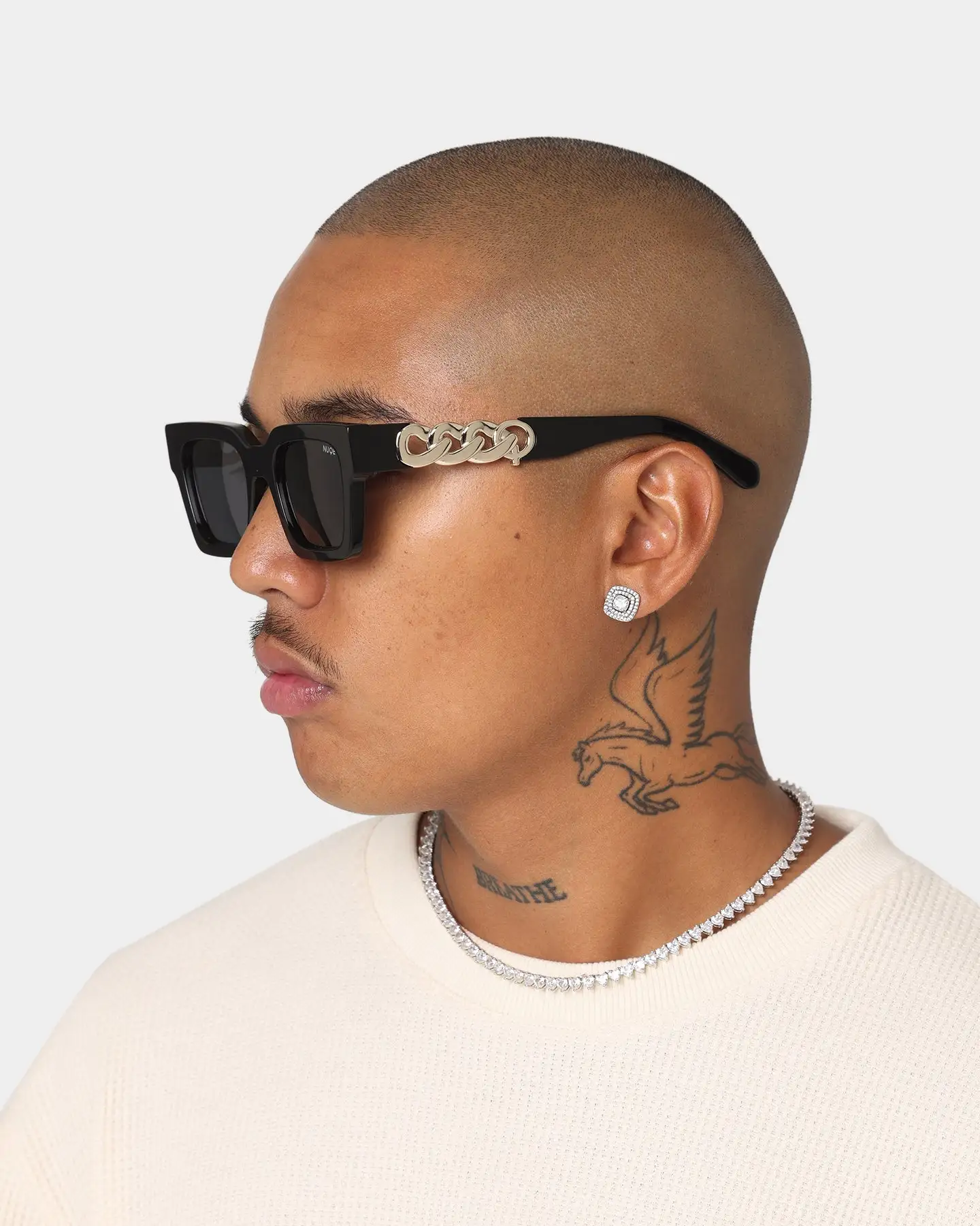 NUQE Hypnotize Sunglasses Black/Gold - Image 4