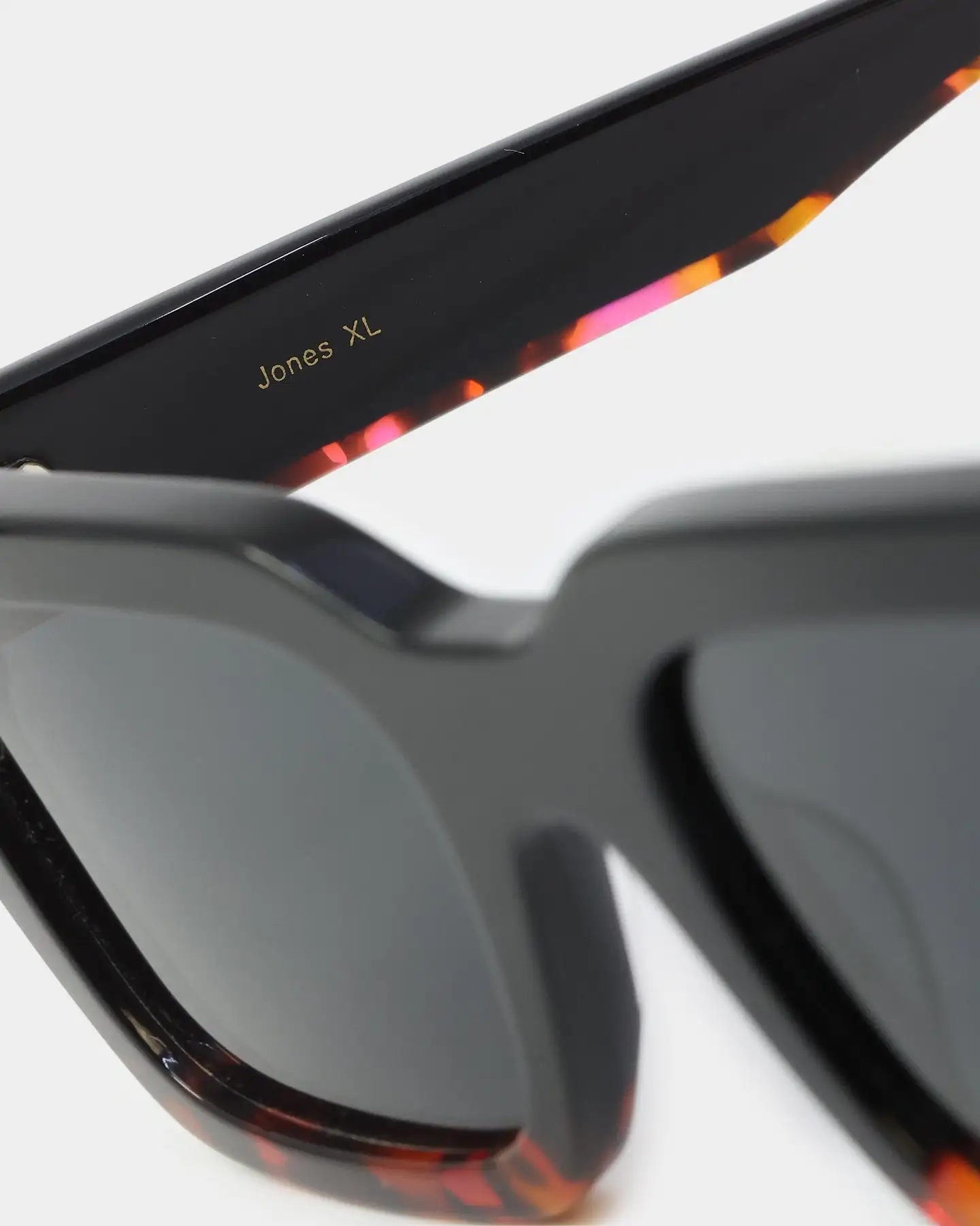 NUQE Jones XL Sunglasses Black/Tortoise - Image 7