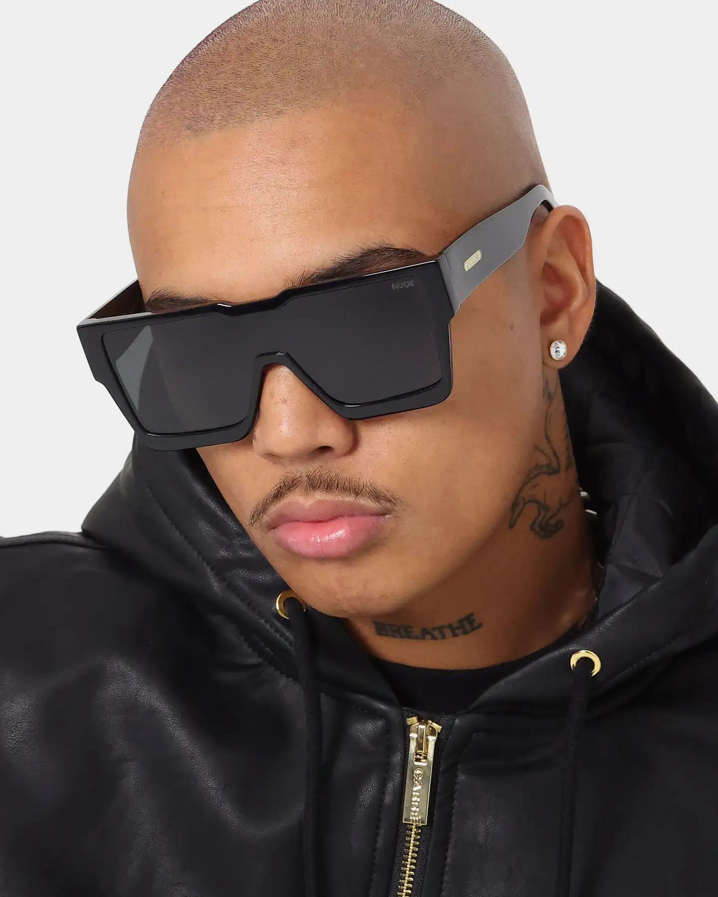 NUQE Atlantic Sunglasses Black/Gold - Image 3