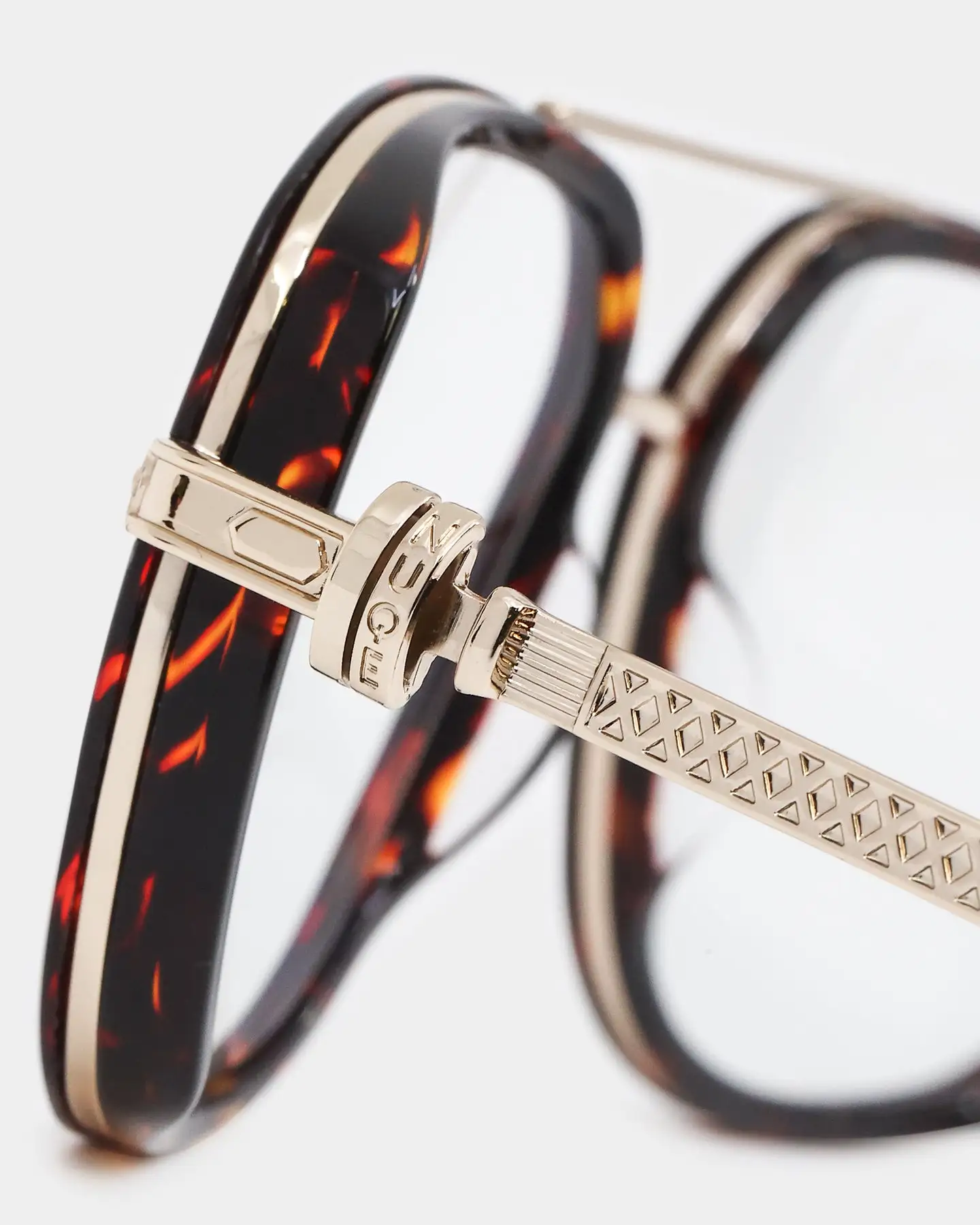 NUQE Quattro Sunglasses Tort/Blue Light - Image 5