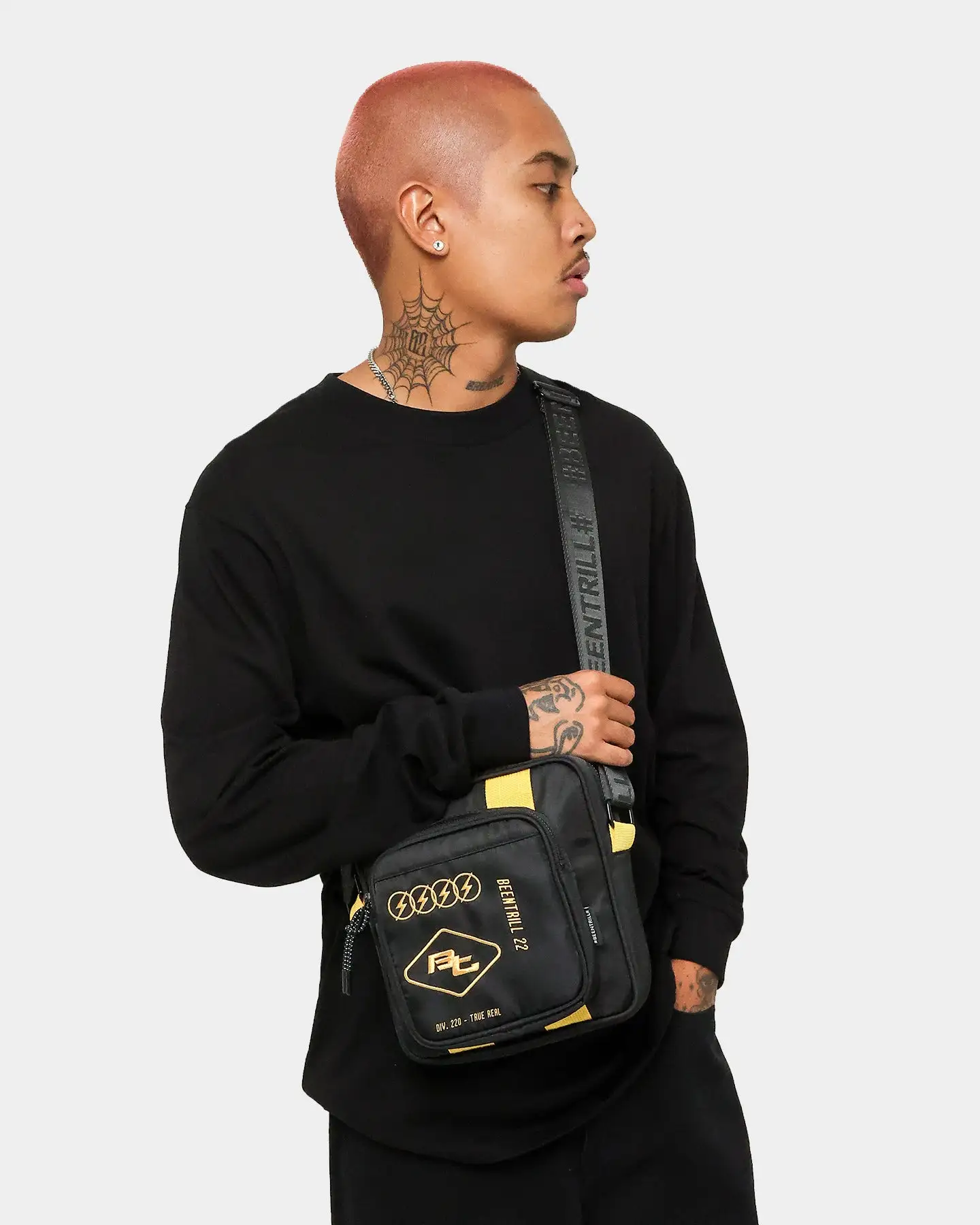 BEEN TRILL BEENTRILL Circuitry Shoulder Bag Black/Yellow - Image 2