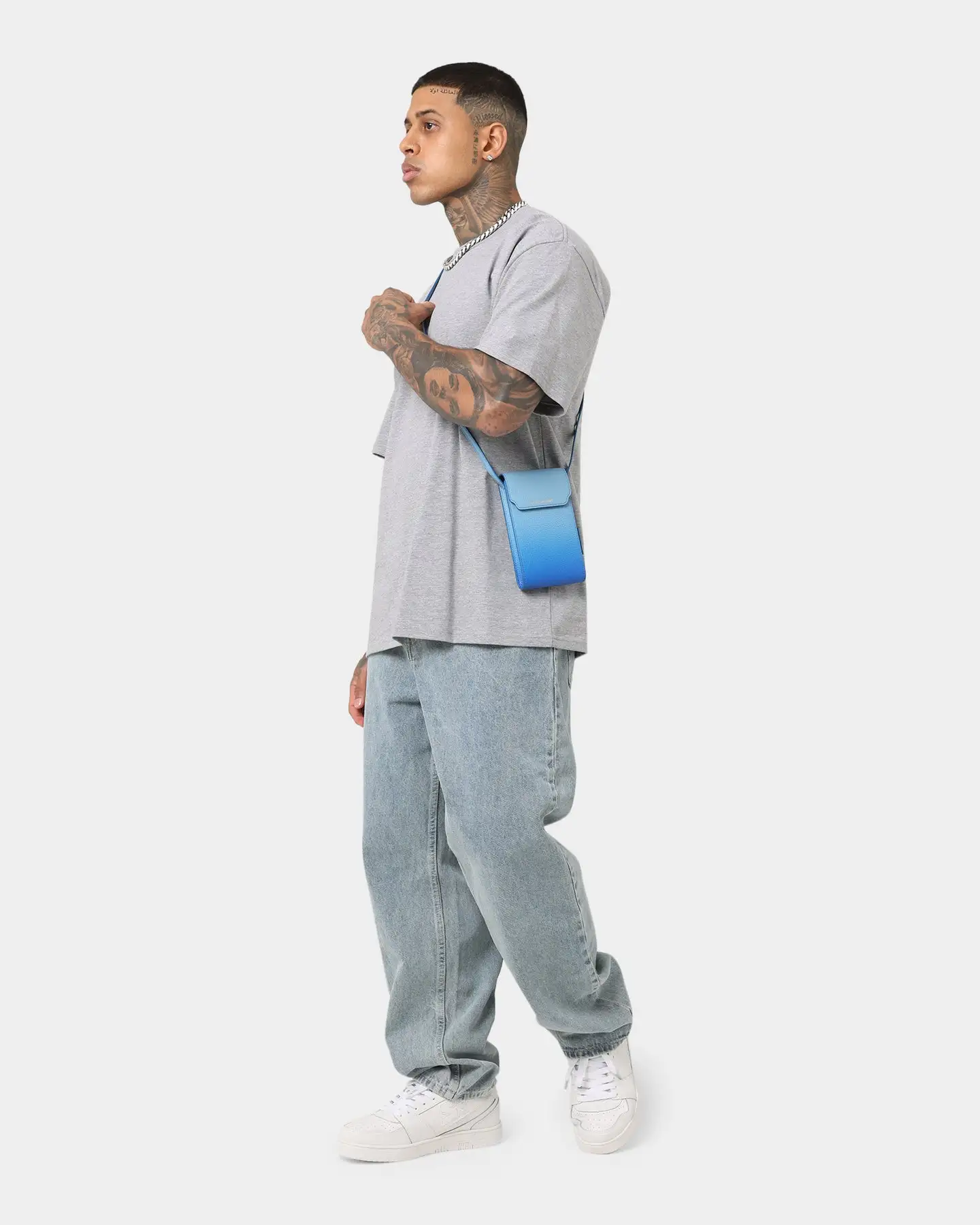 Maison De Sabre The Crossbody Phone Pouch Ombré Sky - Image 4