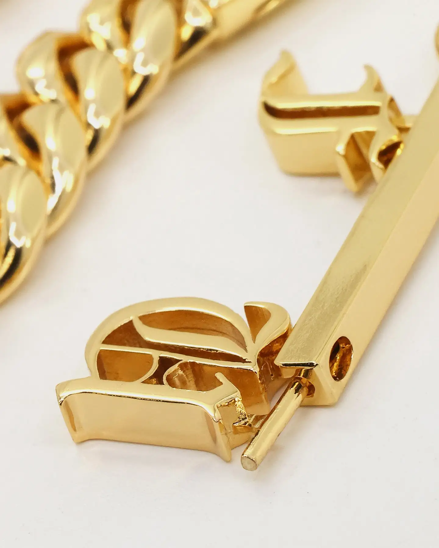 Saint Morta Custom Alpha 5 Letter Chain Gold - Image 8