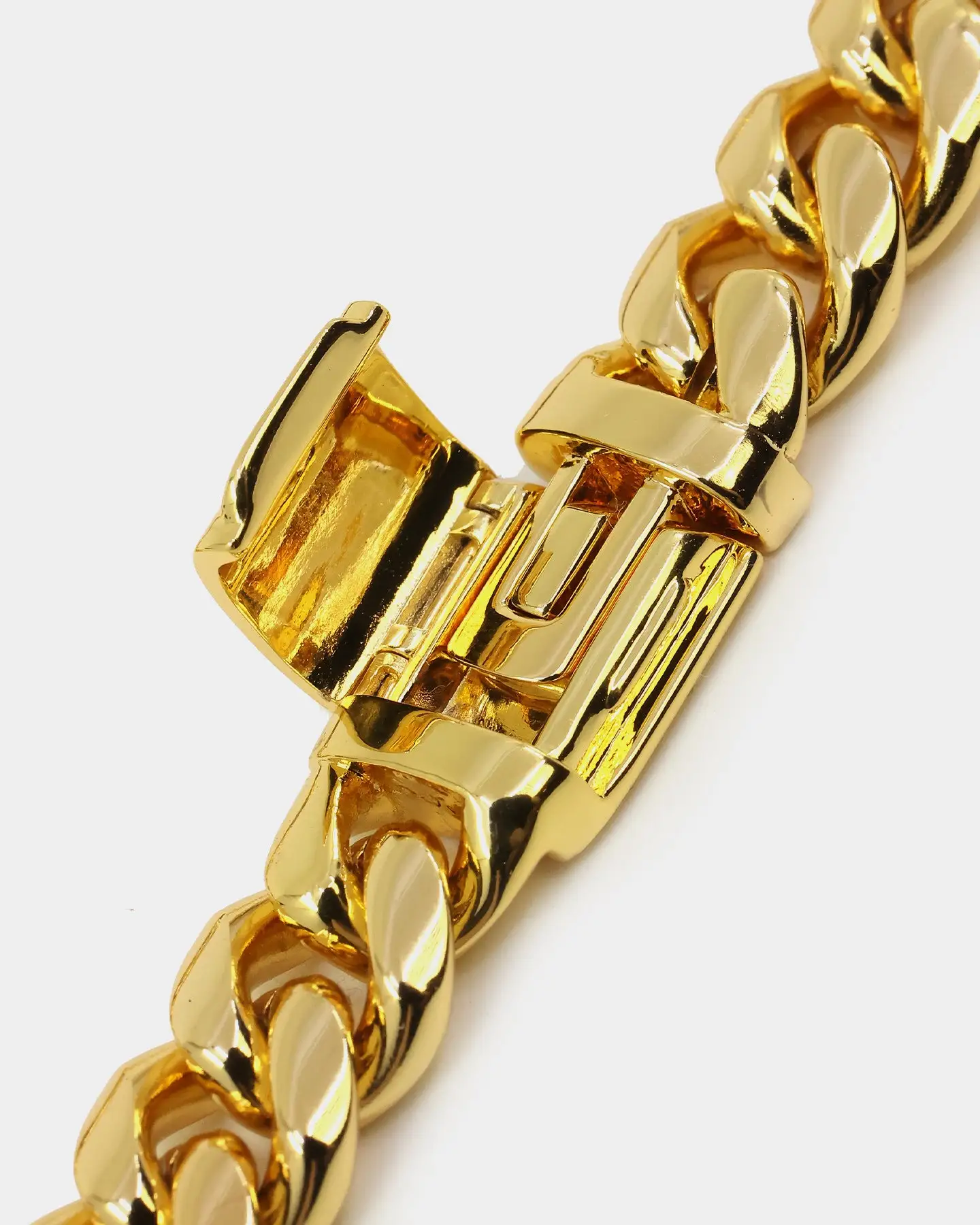 Saint Morta Custom Alpha 5 Letter Chain Gold - Image 11