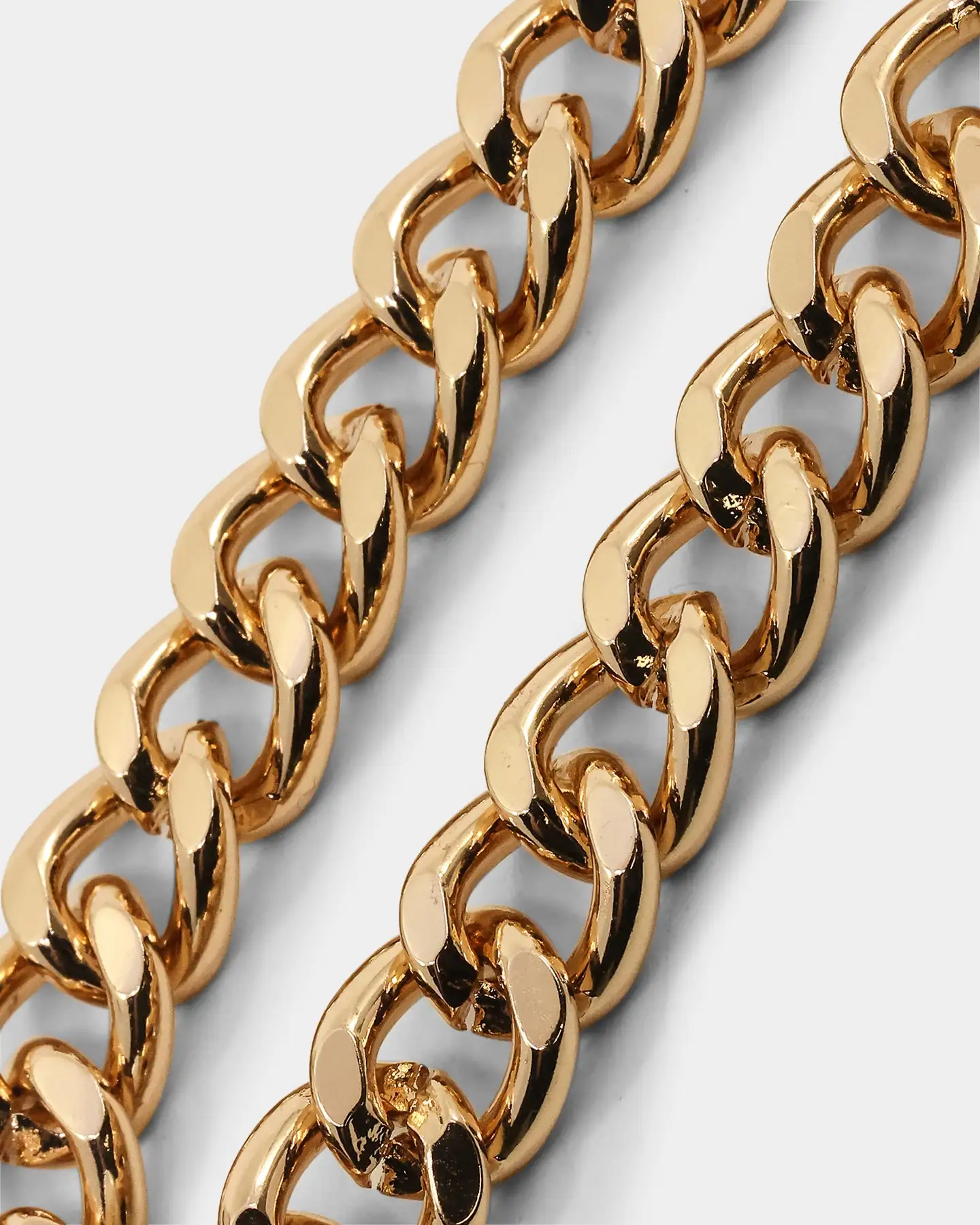Wild For The Weekend Pearl Clasp Bracelet Gold - Image 7