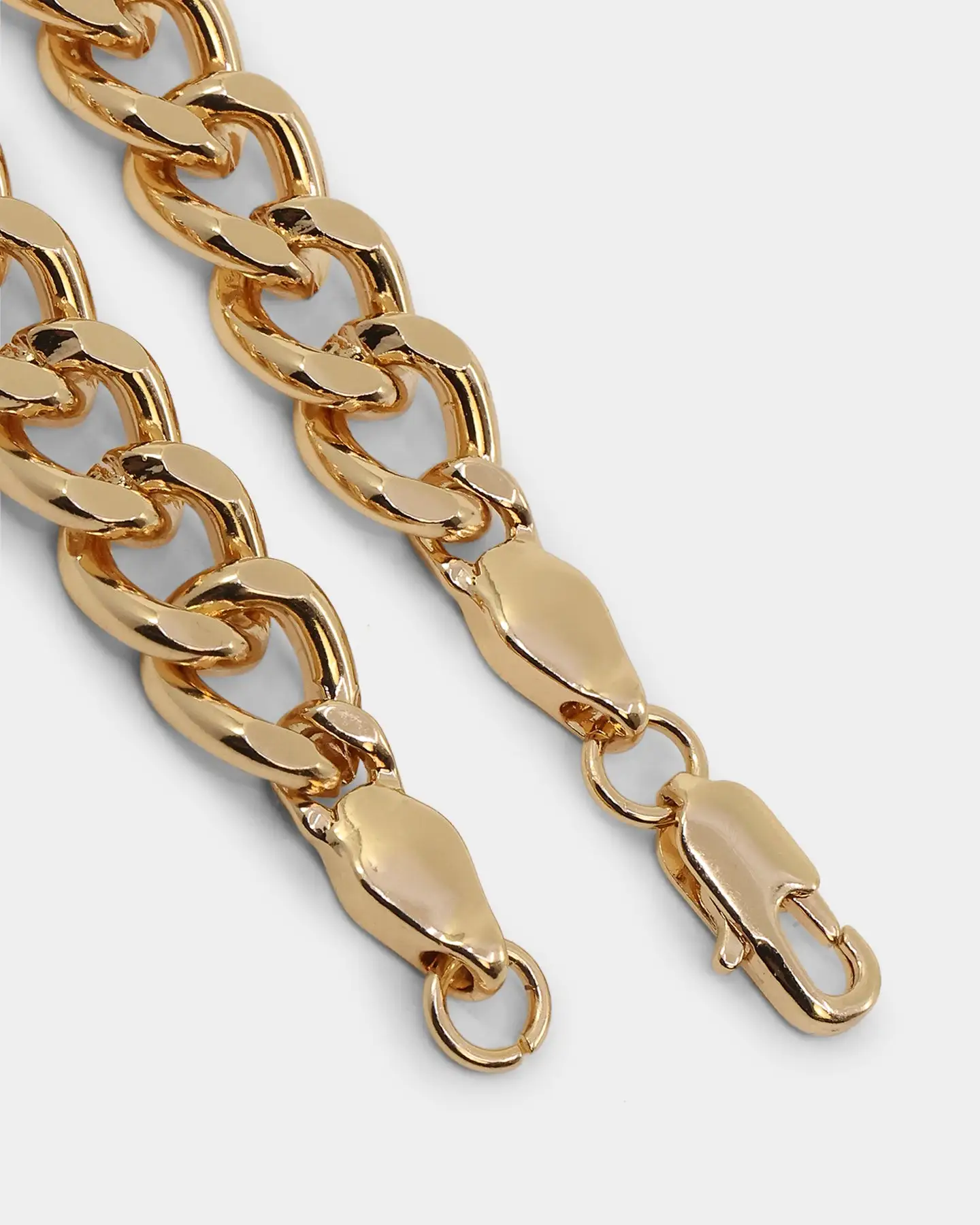 Wild For The Weekend Pearl Clasp Bracelet Gold - Image 8