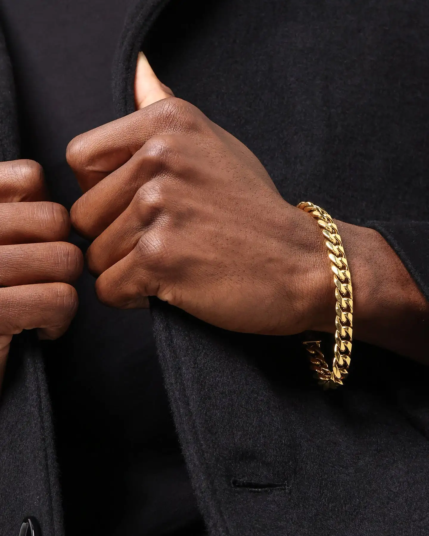 NXS 10mm Cuban Link Bracelet Gold - Image 3