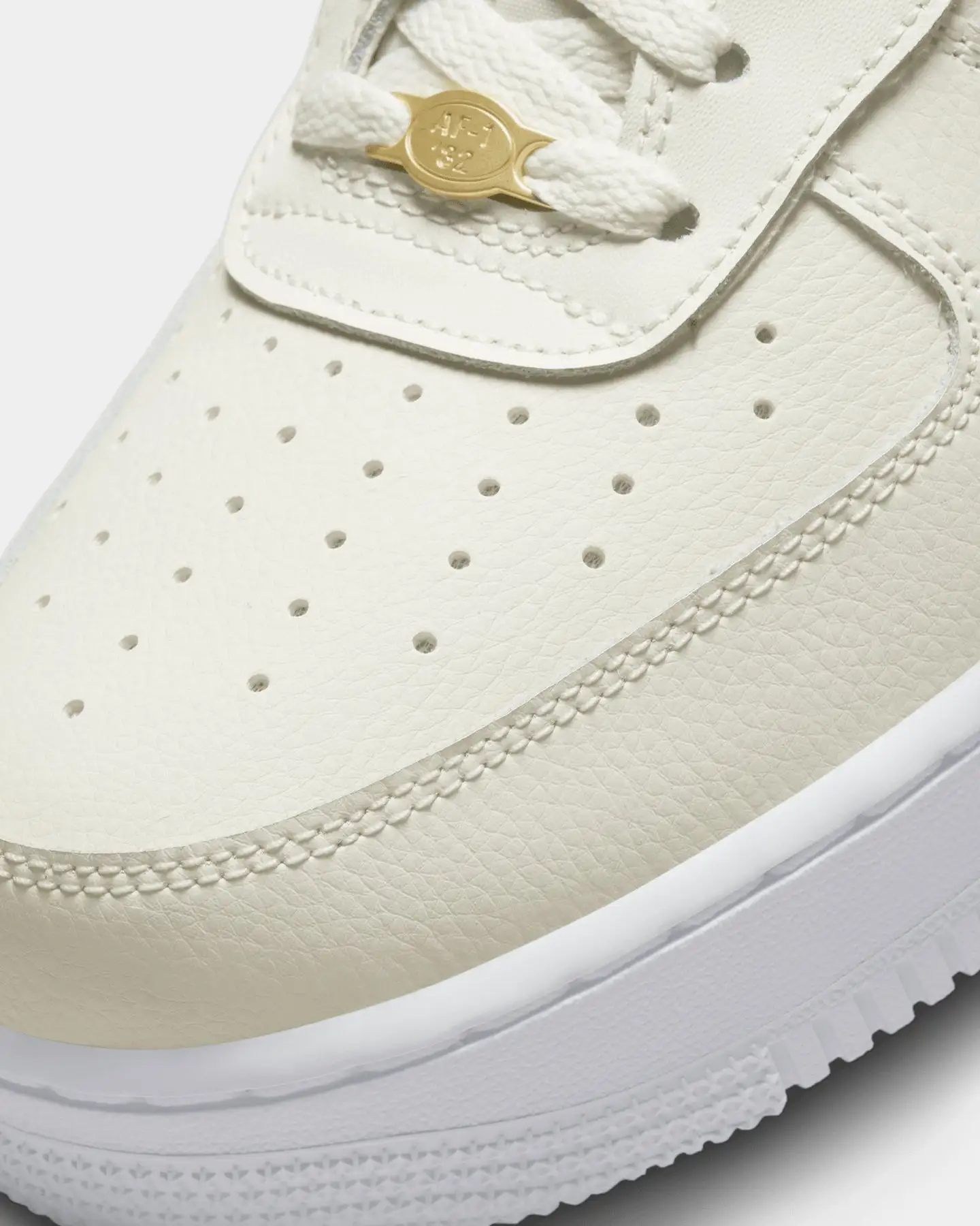 Nike Air Force 1 '07 LV8 "40th Anniversary" Sail/Malachite - Image 6