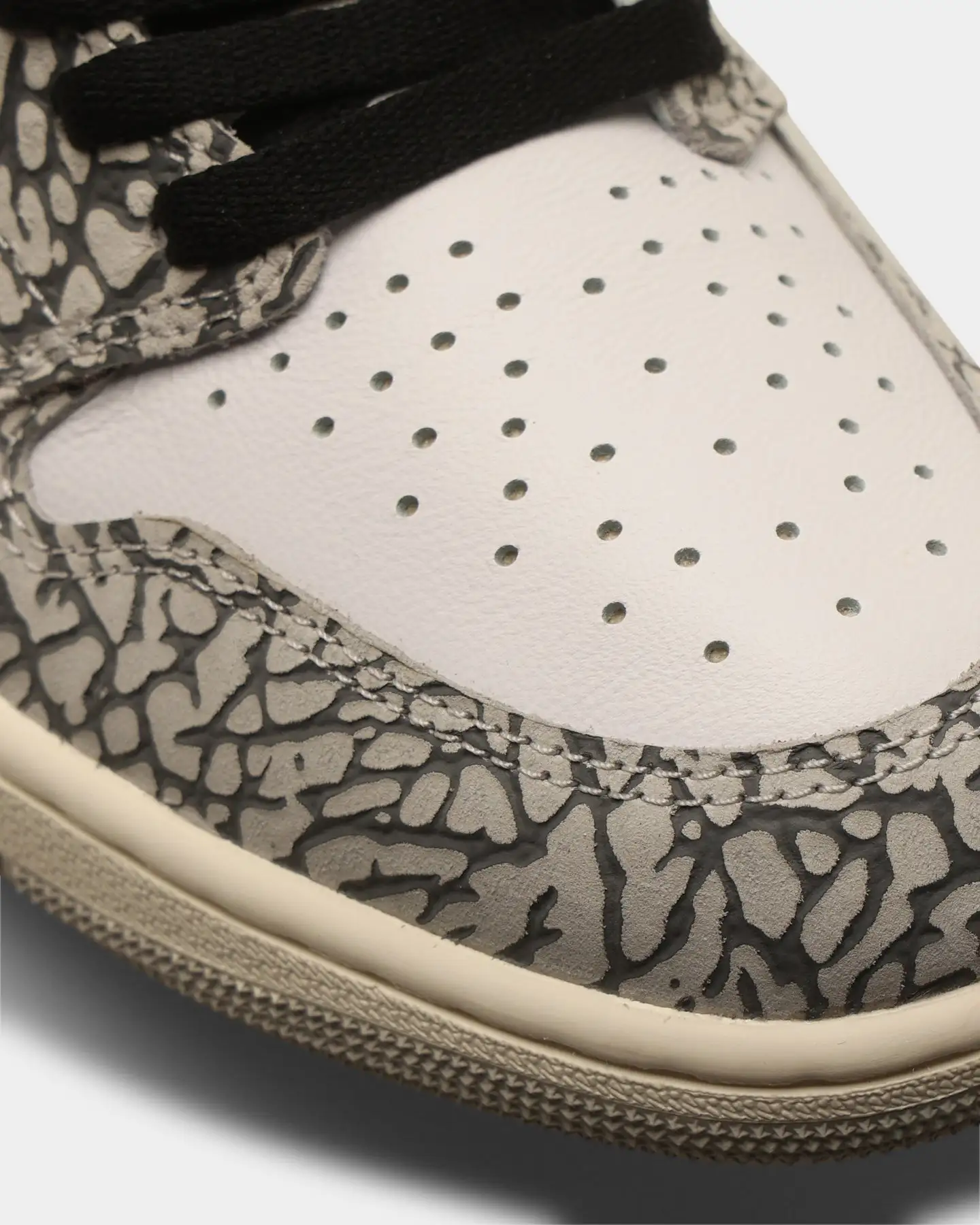 Jordan Air Jordan 1 Retro High OG "White Cement" Tech Grey/Muslin-Sail - Image 7