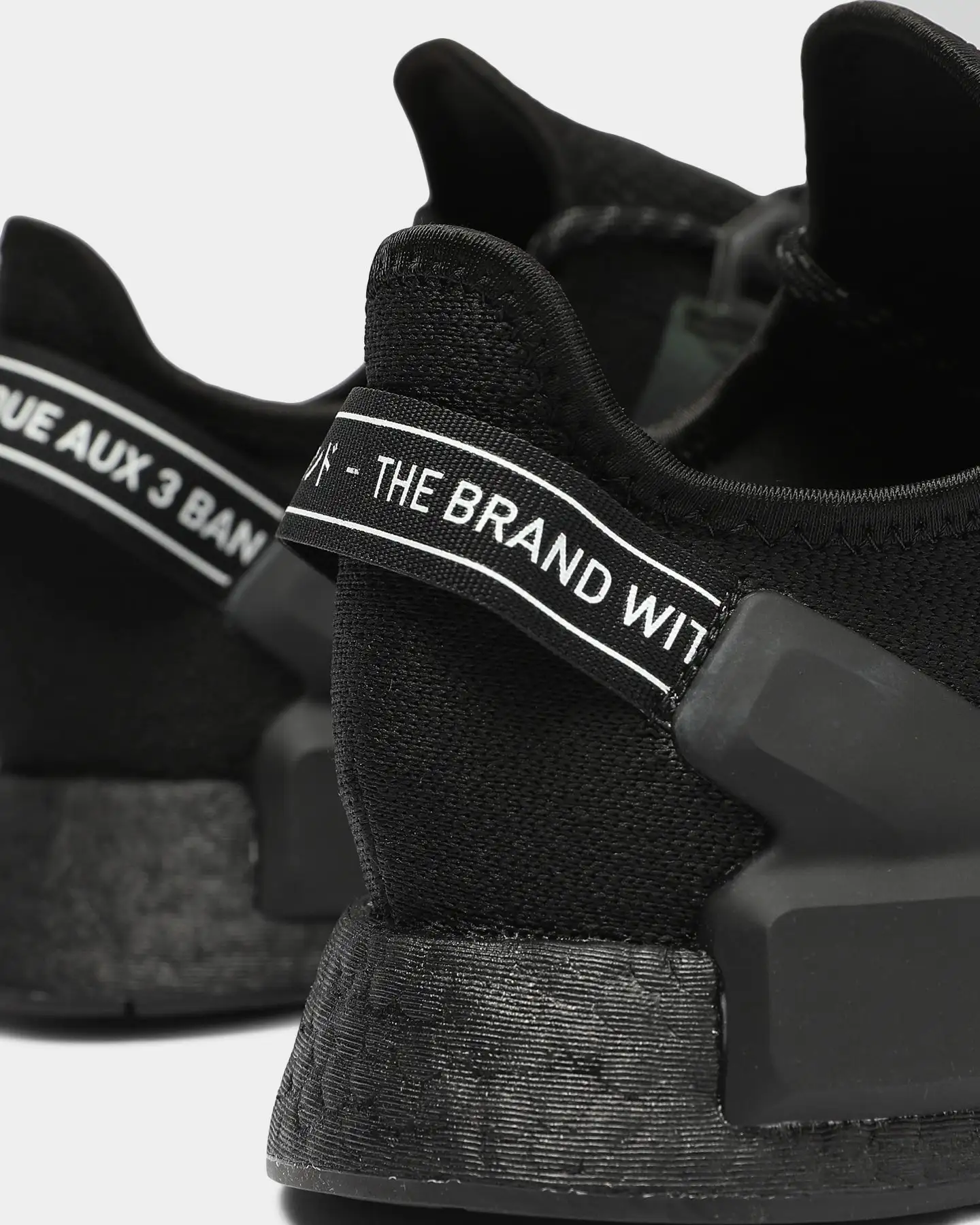 Adidas NMD_R1.V2 Black/Black/Black - Image 7