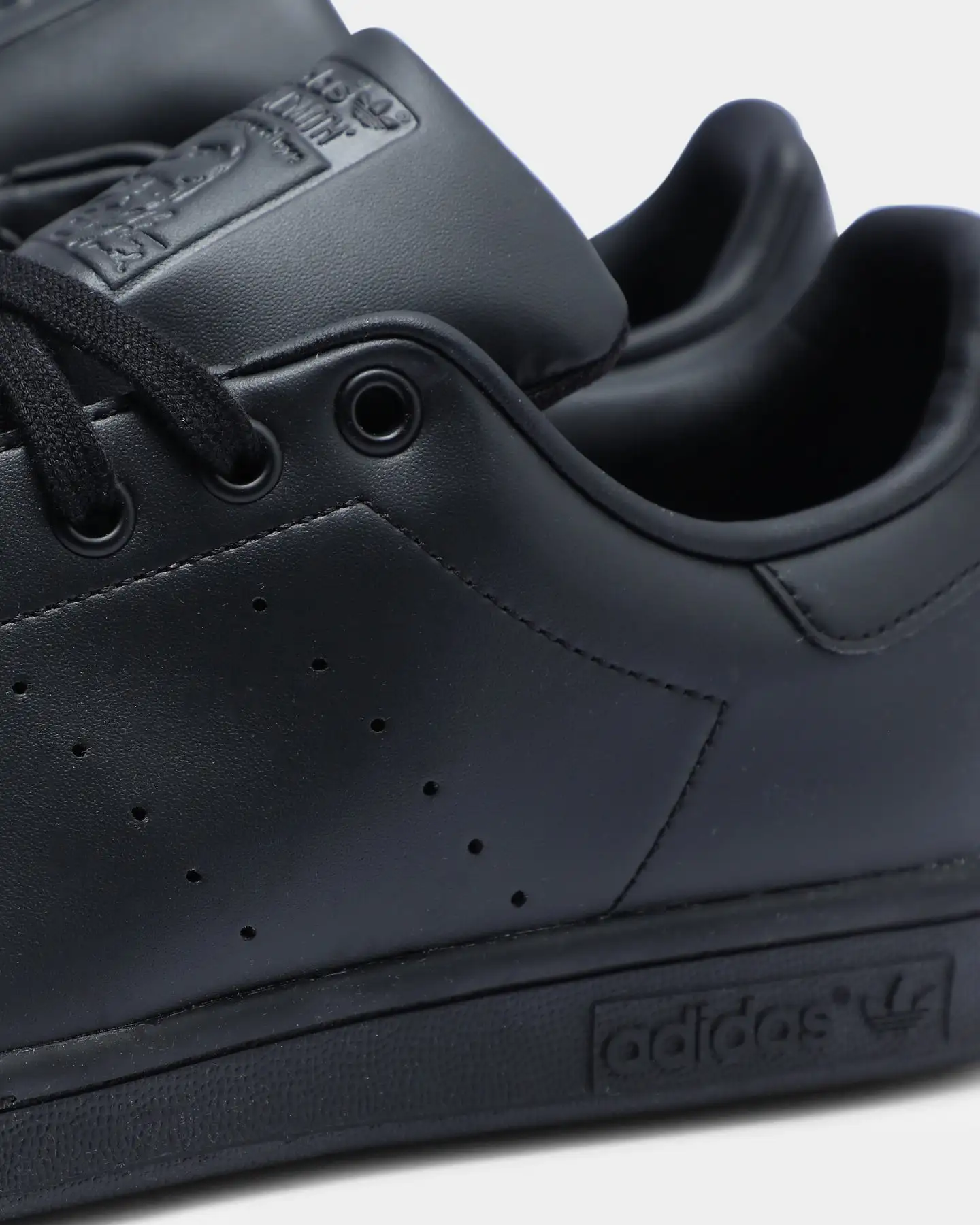 Adidas Stan Smith Black/Black - Image 7