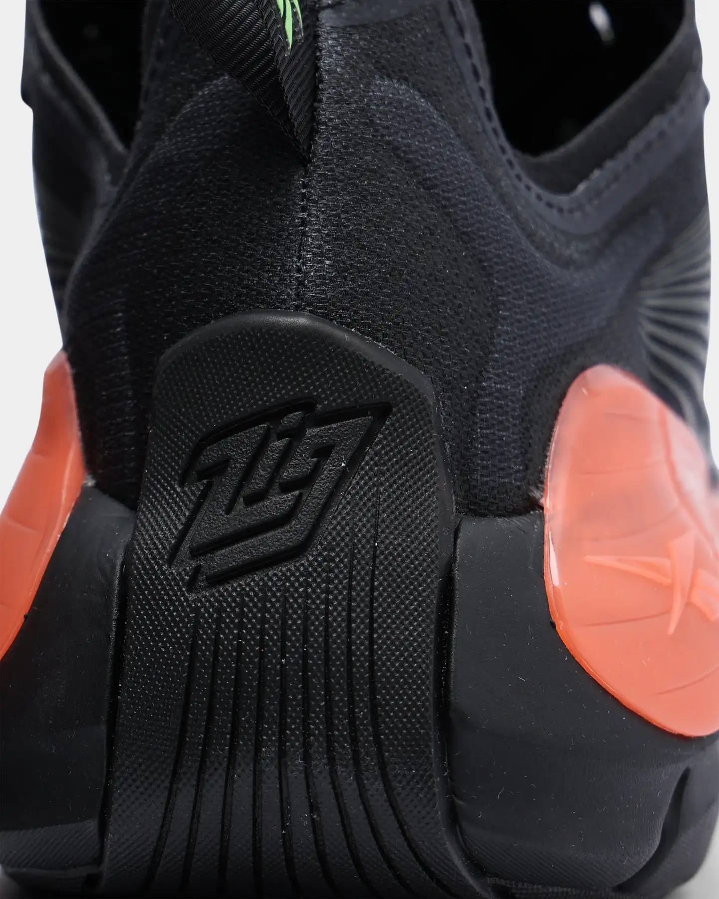 Reebok Zig Kinetica II Black/Orange Flare - Image 8