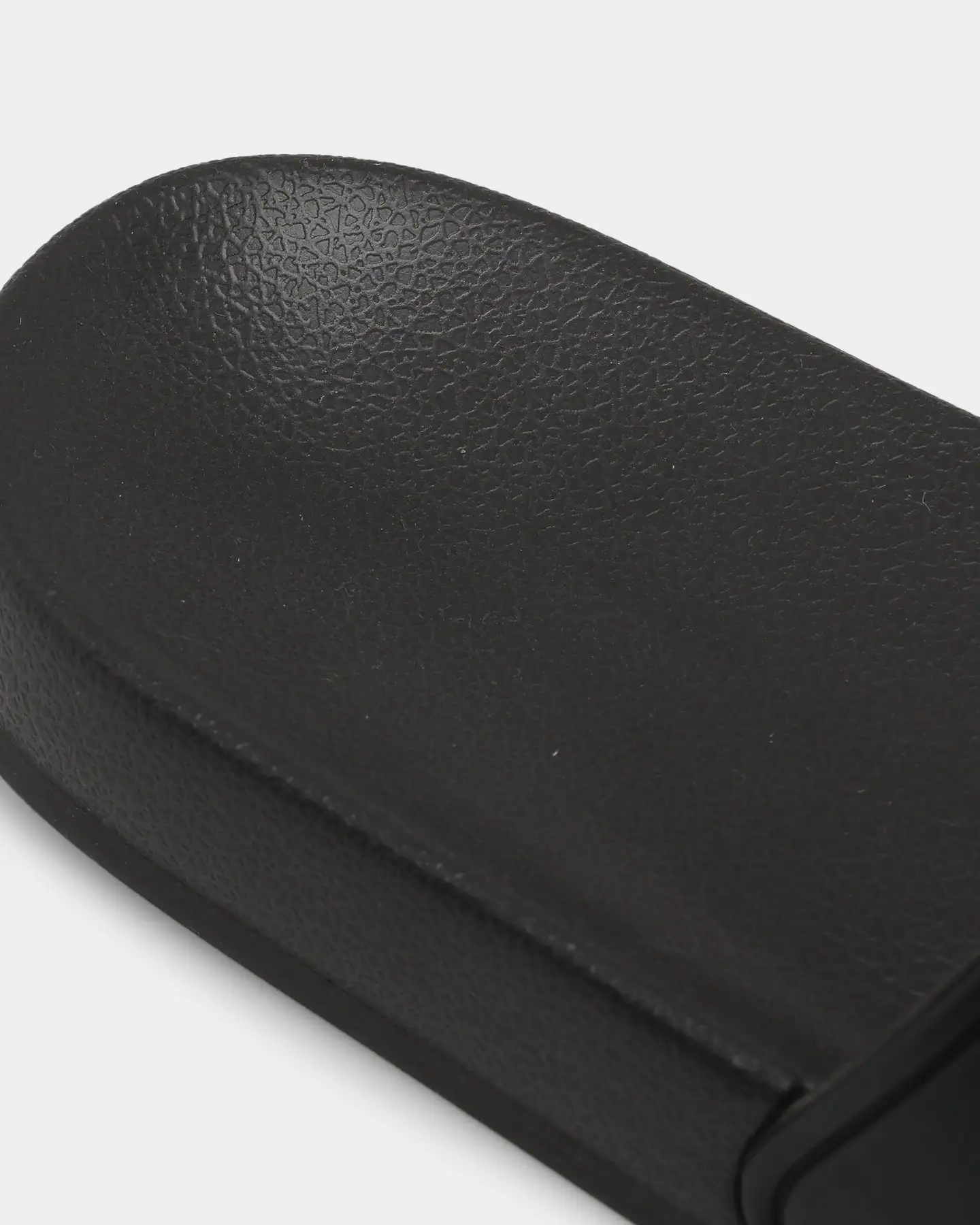 Loiter Honour Slides Black/Red - Image 4